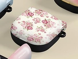 갤럭시 버즈라이브 케이스 플라워 꽃무늬 덮개를 닫은 사선 모습
